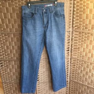 IZOD Men’s 34 x 32 Relaxed Fit Jeans